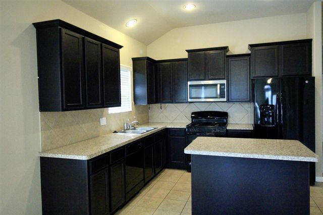 25311 Saddlebrook Ranch Drive, Tomball, TX 77375