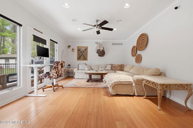 25 Carrs Tavern Road, Clarksburg, NJ 08510