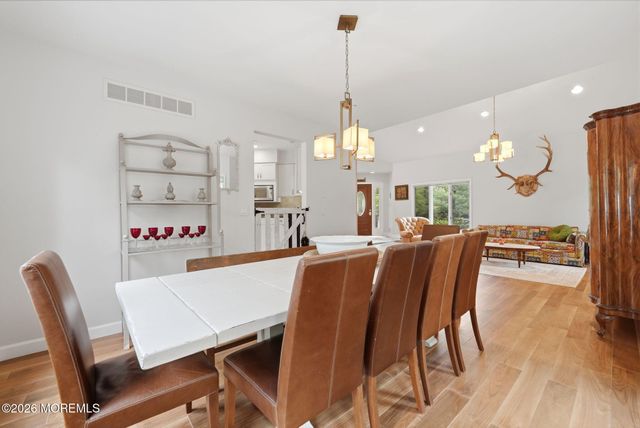 25 Carrs Tavern Road, Clarksburg, NJ 08510