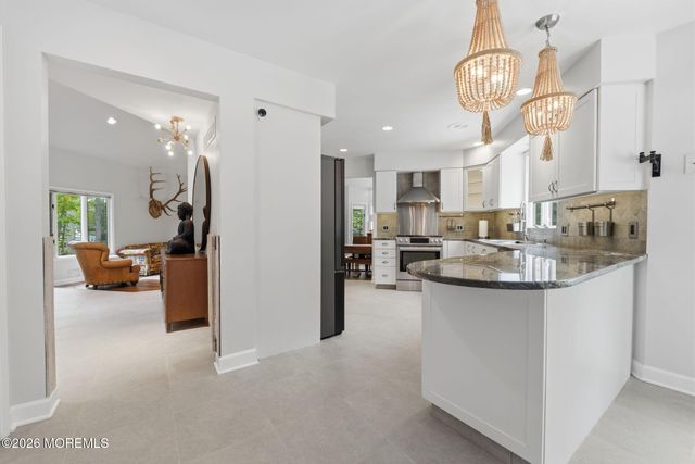 25 Carrs Tavern Road, Clarksburg, NJ 08510