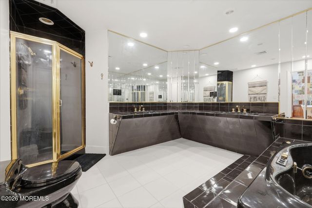 25 Carrs Tavern Road, Clarksburg, NJ 08510