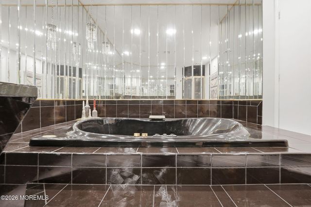 25 Carrs Tavern Road, Clarksburg, NJ 08510