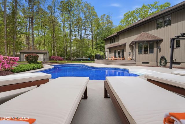 25 Carrs Tavern Road, Clarksburg, NJ 08510