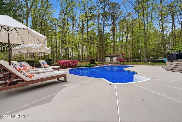 25 Carrs Tavern Road, Clarksburg, NJ 08510