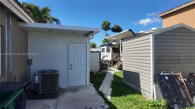12260 SW 251st Ter, Homestead, FL 33032
