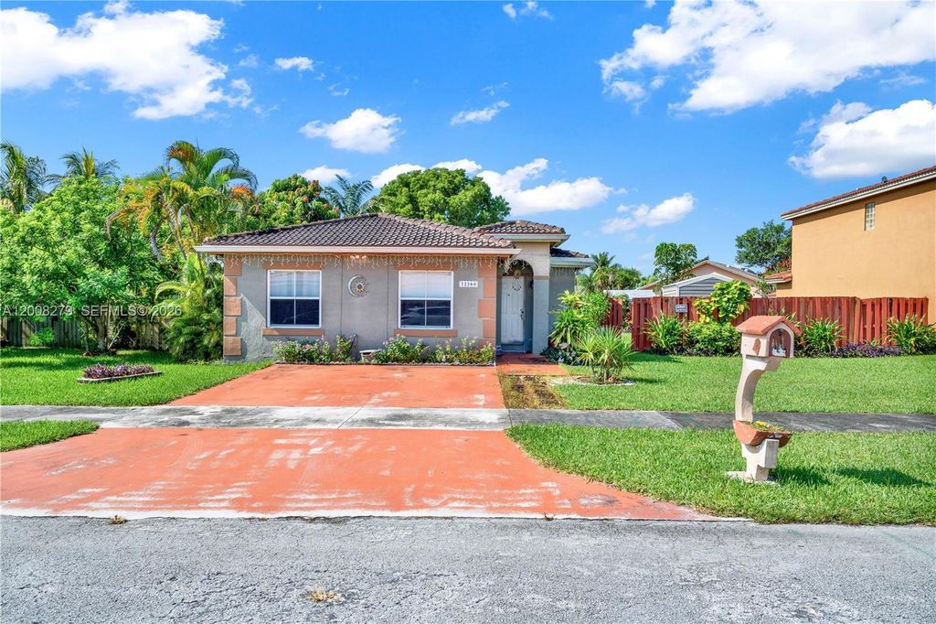 12260 SW 251st Ter, Homestead, FL 33032