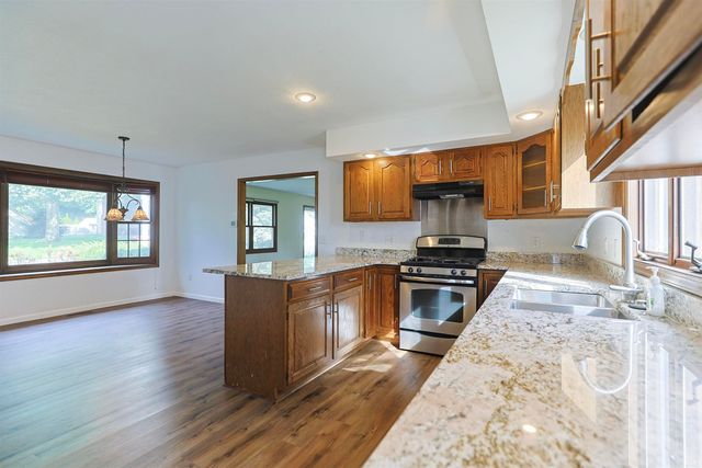 52026 Larkspur Circle, Granger, IN 46530