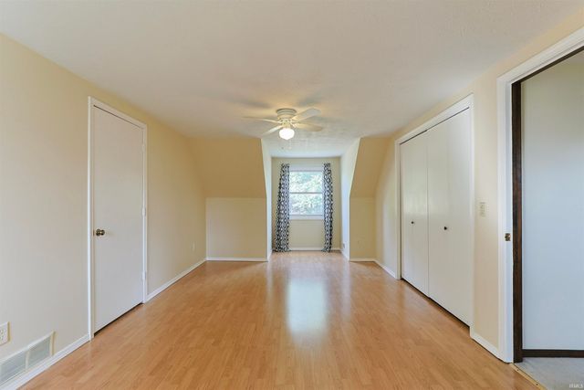 52026 Larkspur Circle, Granger, IN 46530