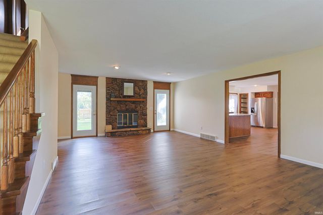 52026 Larkspur Circle, Granger, IN 46530