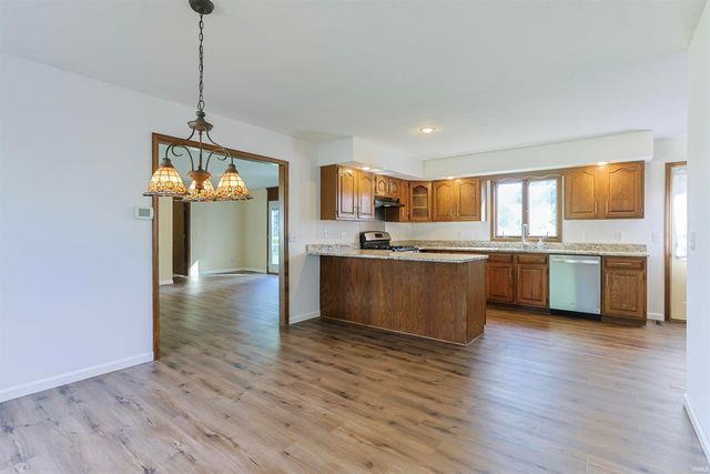 52026 Larkspur Circle, Granger, IN 46530