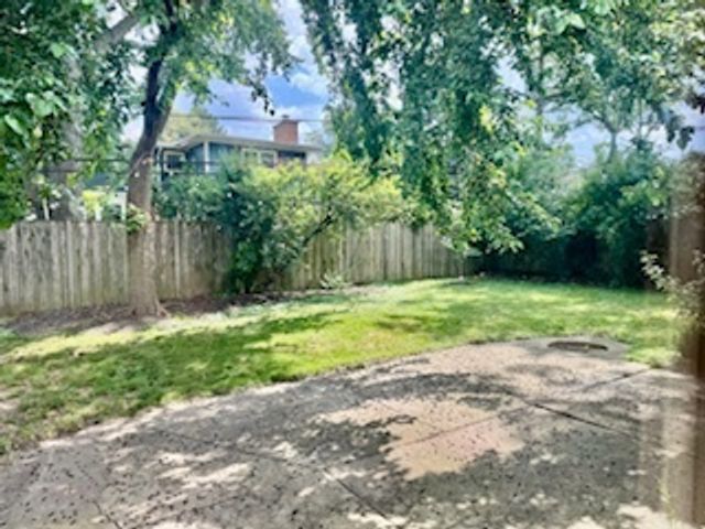 3001 Hartzell Street, Wilmette, IL 60091