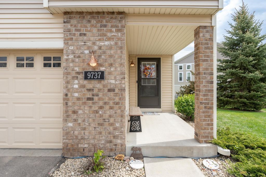 9737 Saint Andrews Drive, Elko New Market, MN 55020 — photo 2