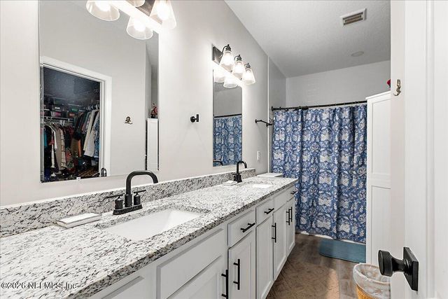 2074 PALOMA Court, Middleburg, FL 32068