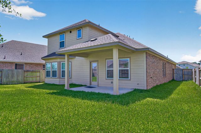 7046 Lauren Oak Drive, Conroe, TX 77304