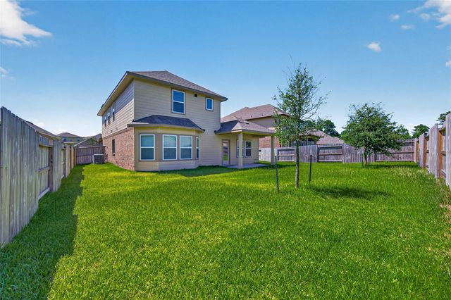 7046 Lauren Oak Drive, Conroe, TX 77304