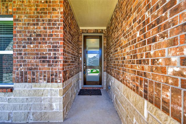7046 Lauren Oak Drive, Conroe, TX 77304