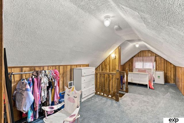 1911 W Street, Omaha, NE 68107