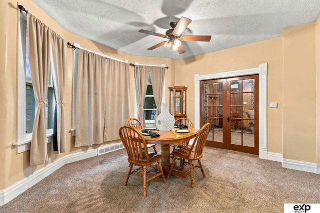 1911 W Street, Omaha, NE 68107