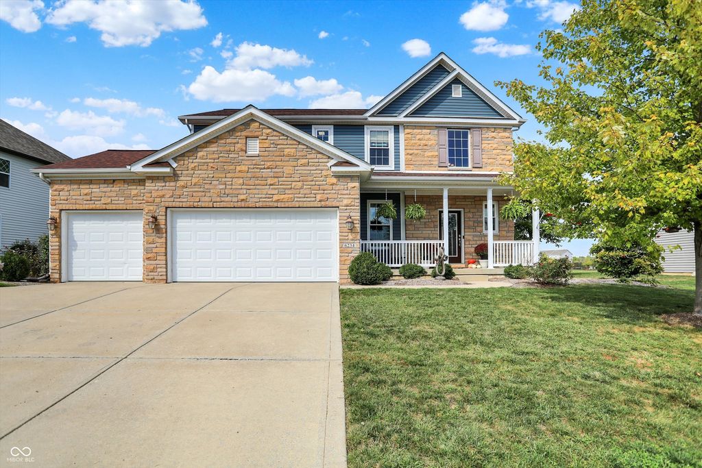 6234 Eagles Nest Boulevard, Zionsville, IN 46077
