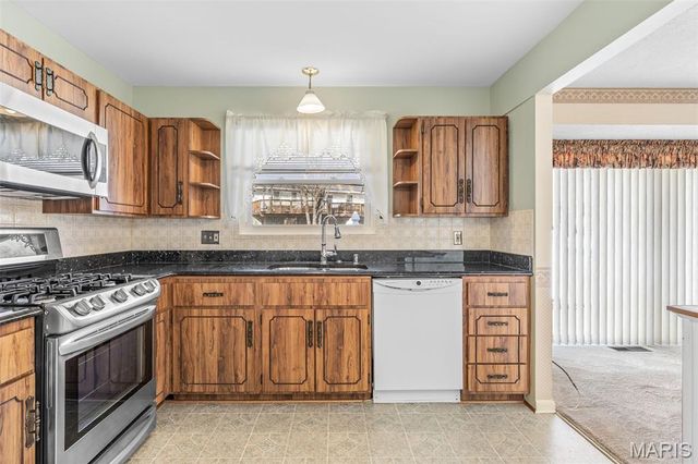 4701 Sunnyview Drive, Unincorporated, MO 63128