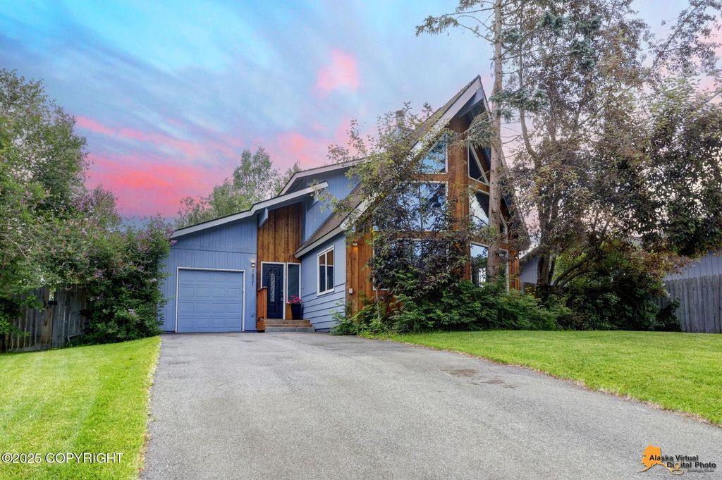 7821 Kiana Circle, Anchorage, AK 99507