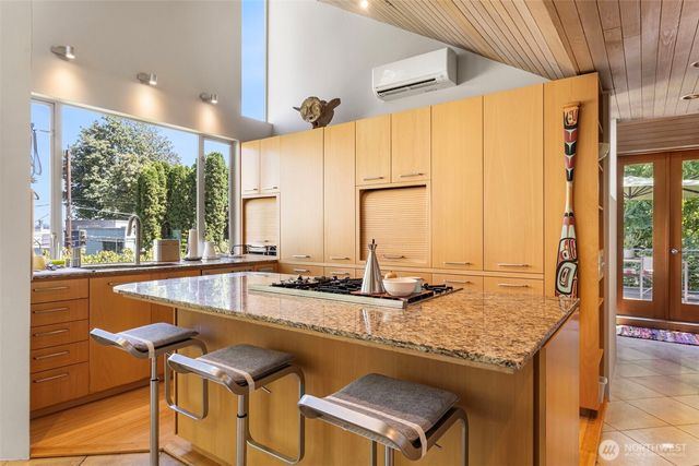 3701 E Alder Street, Seattle, WA 98122