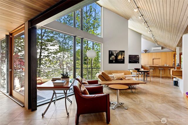 3701 E Alder Street, Seattle, WA 98122