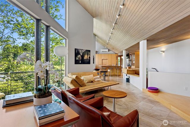 3701 E Alder Street, Seattle, WA 98122