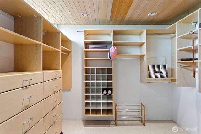 3701 E Alder Street, Seattle, WA 98122