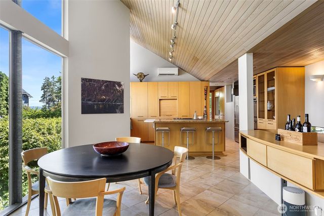 3701 E Alder Street, Seattle, WA 98122