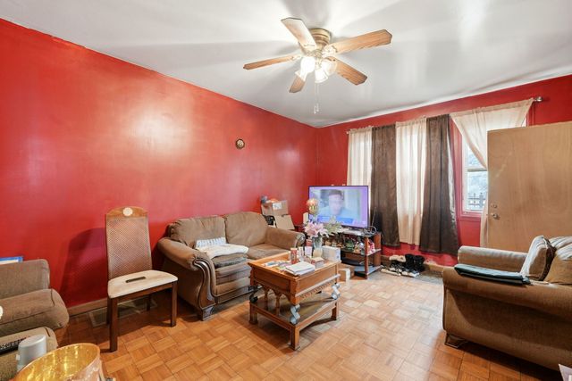 2823 W 23rd Street, Chicago, IL 60623