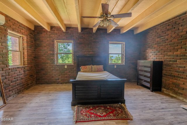 944 Smoky Mountain View Court, Seymour, TN 37865
