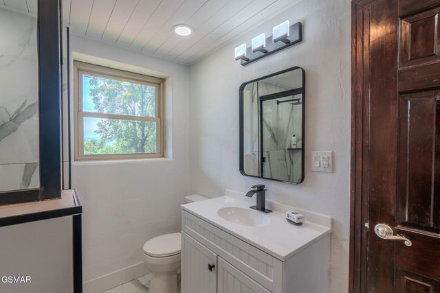 944 Smoky Mountain View Court, Seymour, TN 37865