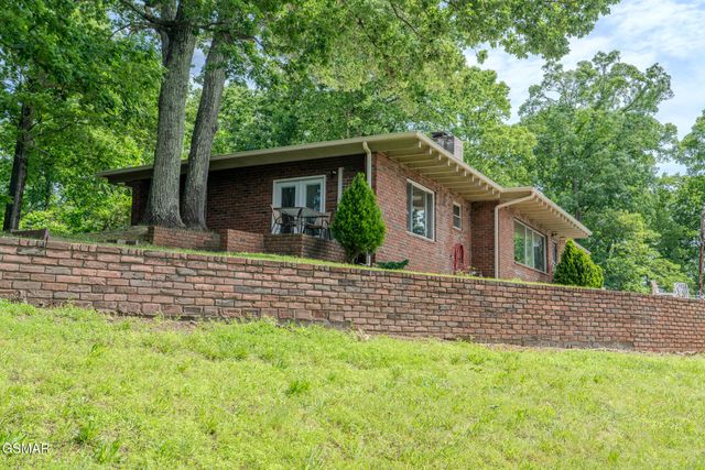 944 Smoky Mountain View Court, Seymour, TN 37865