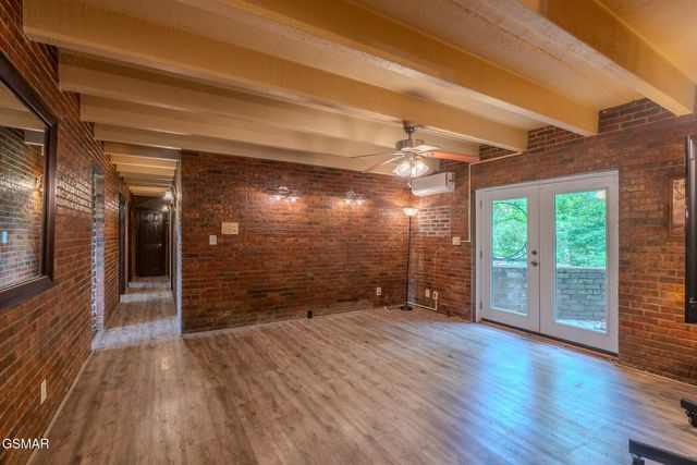 944 Smoky Mountain View Court, Seymour, TN 37865