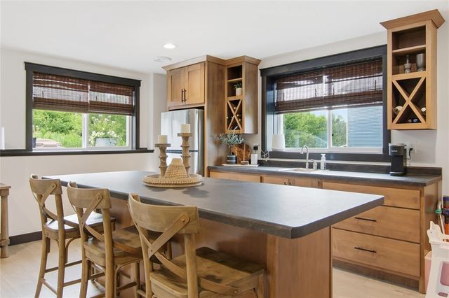 8777 S Cottonwood Circle, Eau Claire, WI 54701