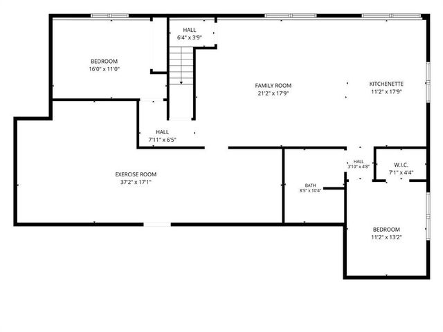 8777 S Cottonwood Circle, Eau Claire, WI 54701