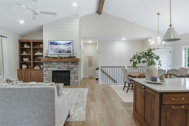 8777 S Cottonwood Circle, Eau Claire, WI 54701