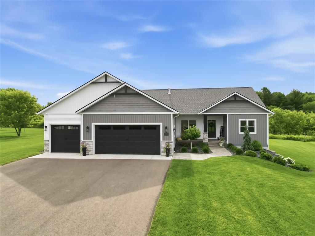 8777 S Cottonwood Circle, Eau Claire, WI 54701