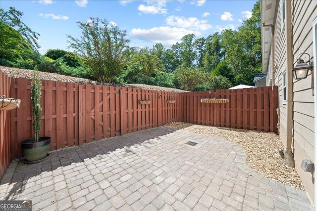 1402 Brighton Point, Sandy Springs, GA 30328