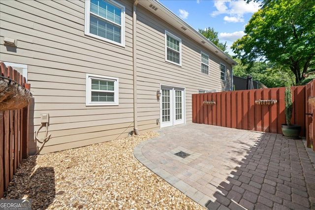 1402 Brighton Point, Sandy Springs, GA 30328