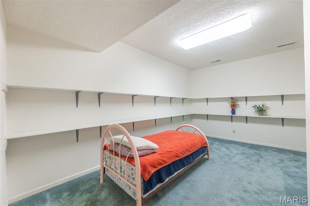 2566 Stone Ridge Drive, Poplar Bluff, MO 63901