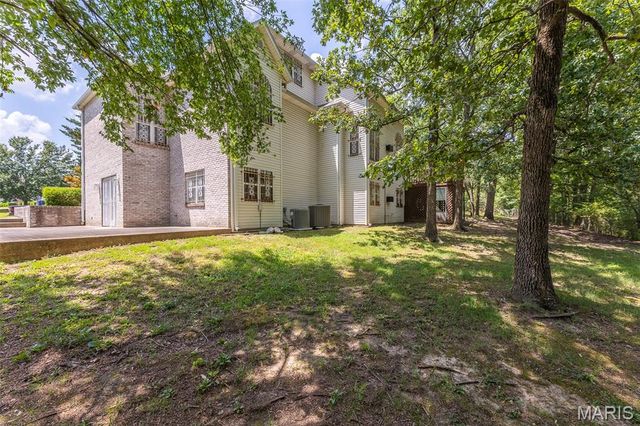 2566 Stone Ridge Drive, Poplar Bluff, MO 63901