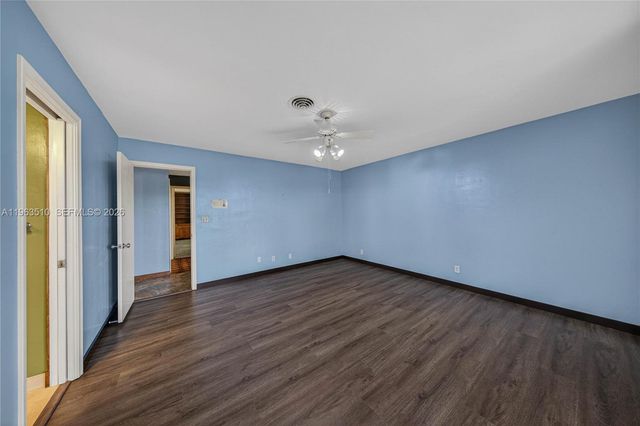 6621 E Tropical Way, Plantation, FL 33317