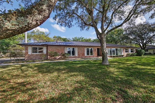 6621 E Tropical Way, Plantation, FL 33317