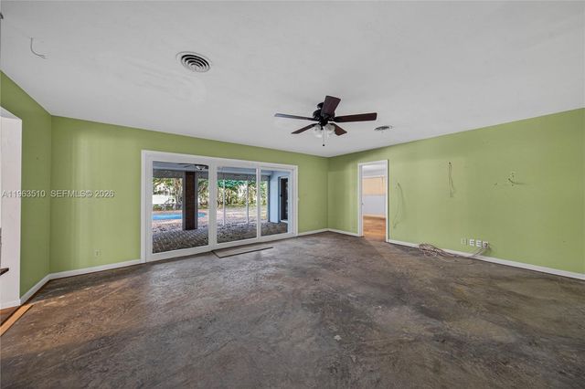 6621 E Tropical Way, Plantation, FL 33317