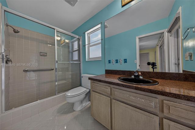 6621 E Tropical Way, Plantation, FL 33317