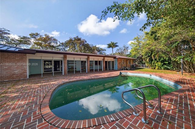 6621 E Tropical Way, Plantation, FL 33317