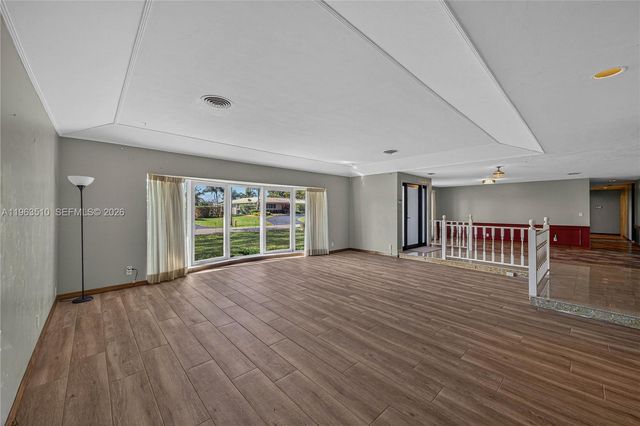 6621 E Tropical Way, Plantation, FL 33317