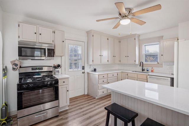 1100 1st Avenue W, Newton, IA 50208